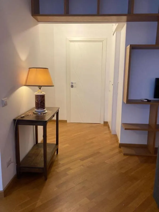 Fairome Apartment 2 Pini 0*, Roma